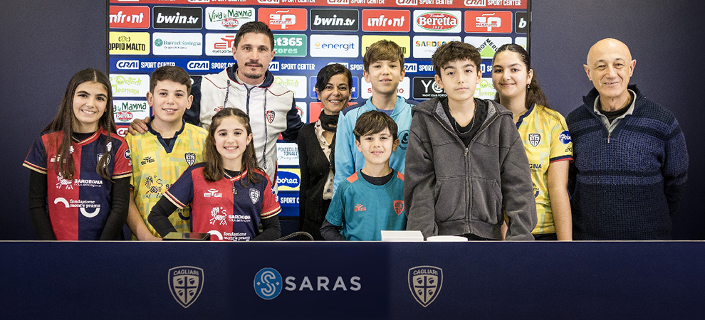Anche quest’anno Saras ha rinnovato il proprio sostegno a Junior Reporter, il progetto educativo che avvicina gli studenti del territorio al mondo della comunicazione sportiva e ai valori dello sport.